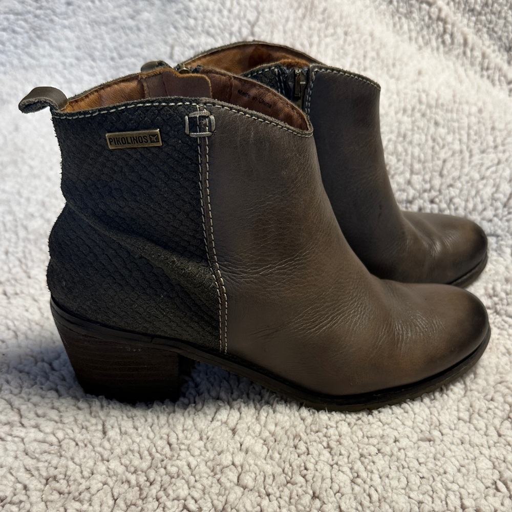 PIKOLINOS Taupe Brown / Suede Ankle Booties